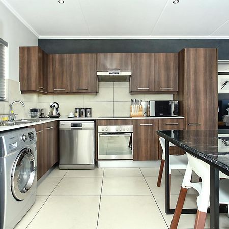 Epic Lifestyle Apartment Sandton Johannesbourg Extérieur photo